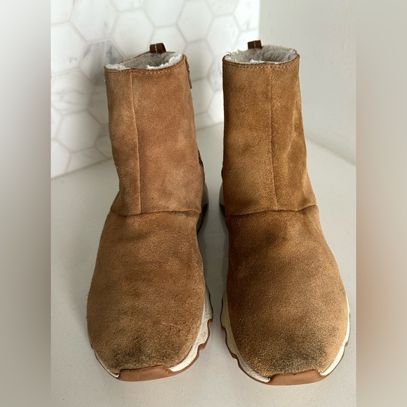 Sorel Tan Suede KINETIC Short Boot Bootie Women's 8.5 B19 - Picture 4 of 11